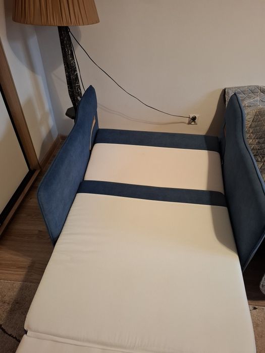 Fotel rozkładany z funkcją spania Black Red White.