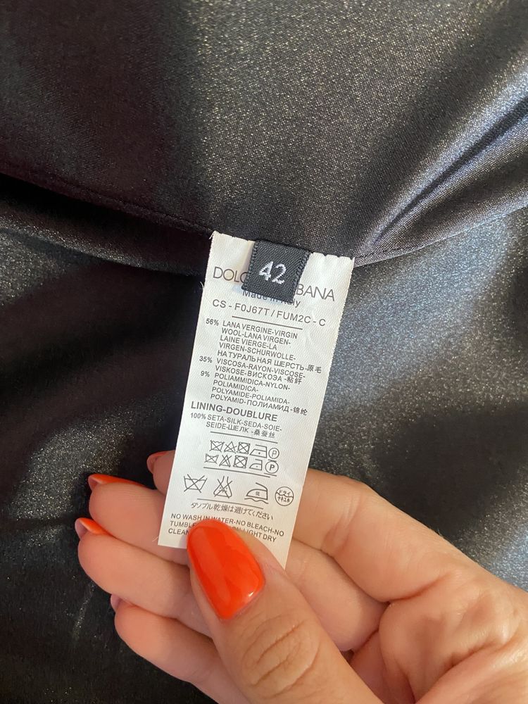 Пальто, тренч Dolce&Gabbana, розмір 42(L), оверсайз, тепле