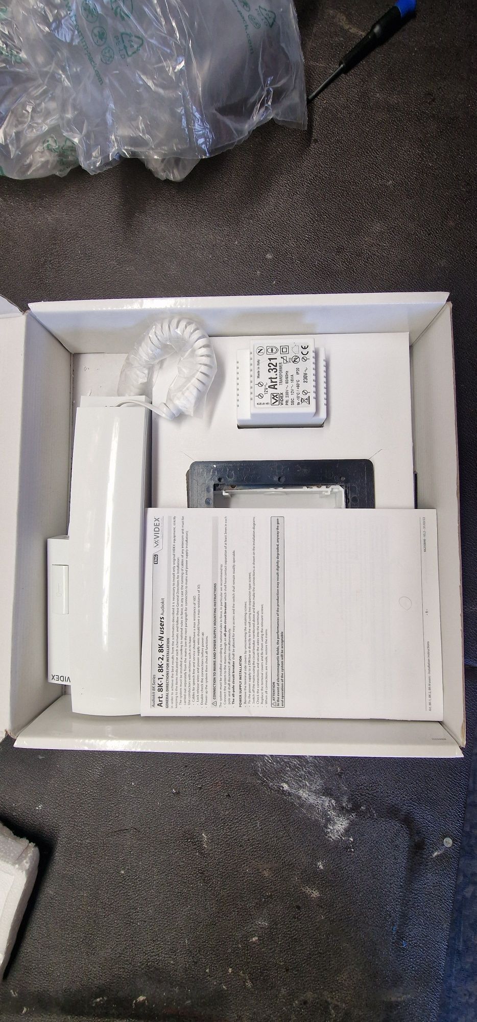 Vendo campaínha. Telefone e transformador VIDEX.