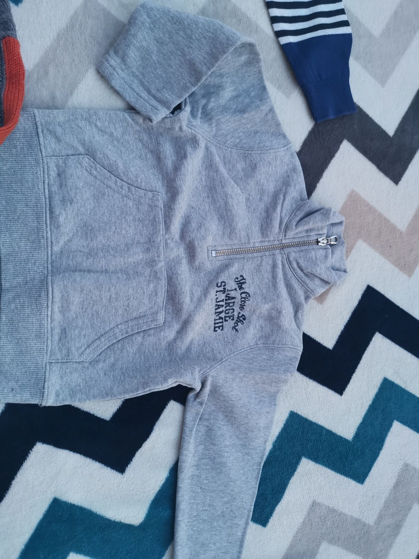 Zestaw komplet bluza, sweter c&a benetton rozm 92 - 98