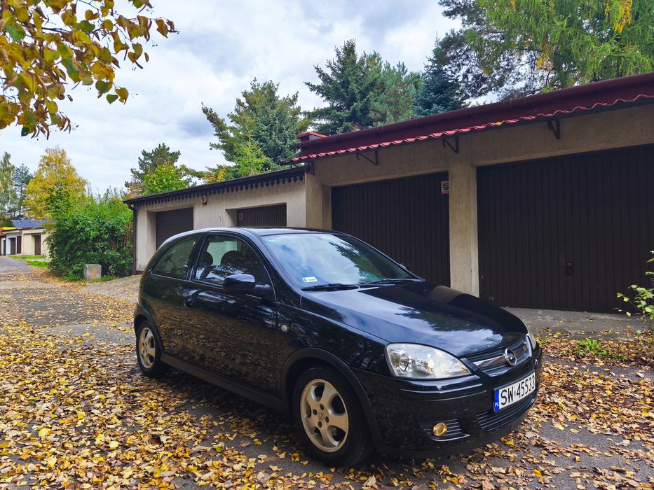 Opel Corsa ,bogate wyposażenie,oryginalany lakier