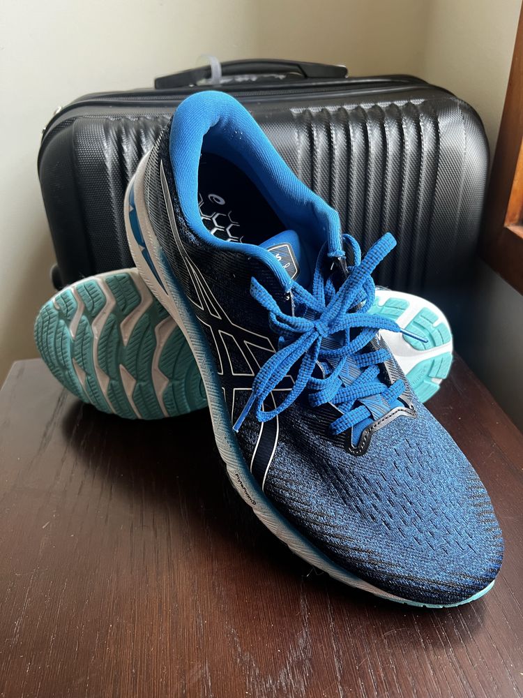 Tenis asics GT 2000 azul novo