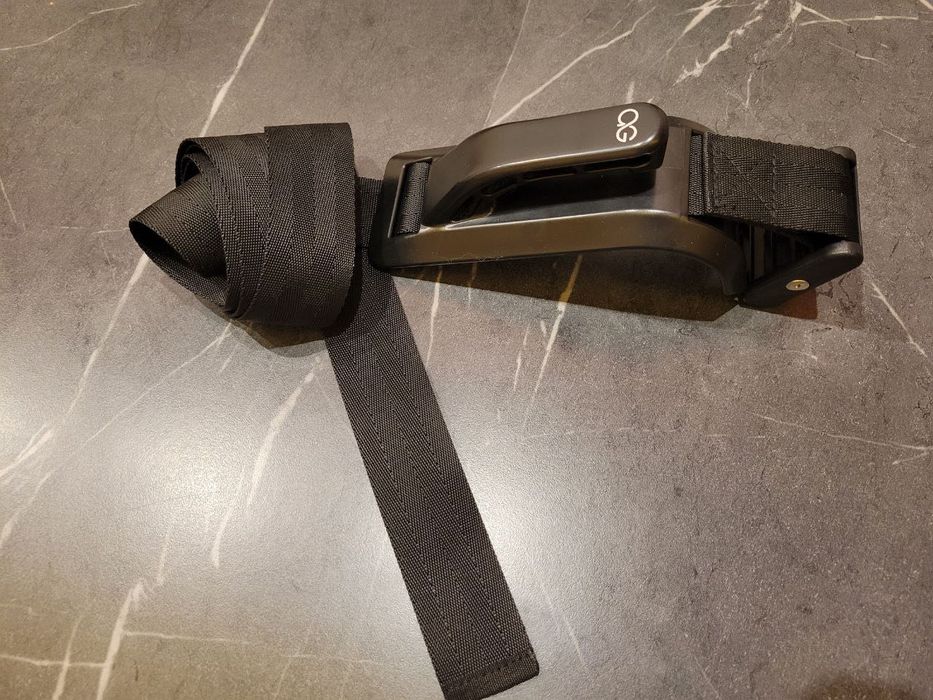 Adapter do pasów dla kobiet w ciąży
