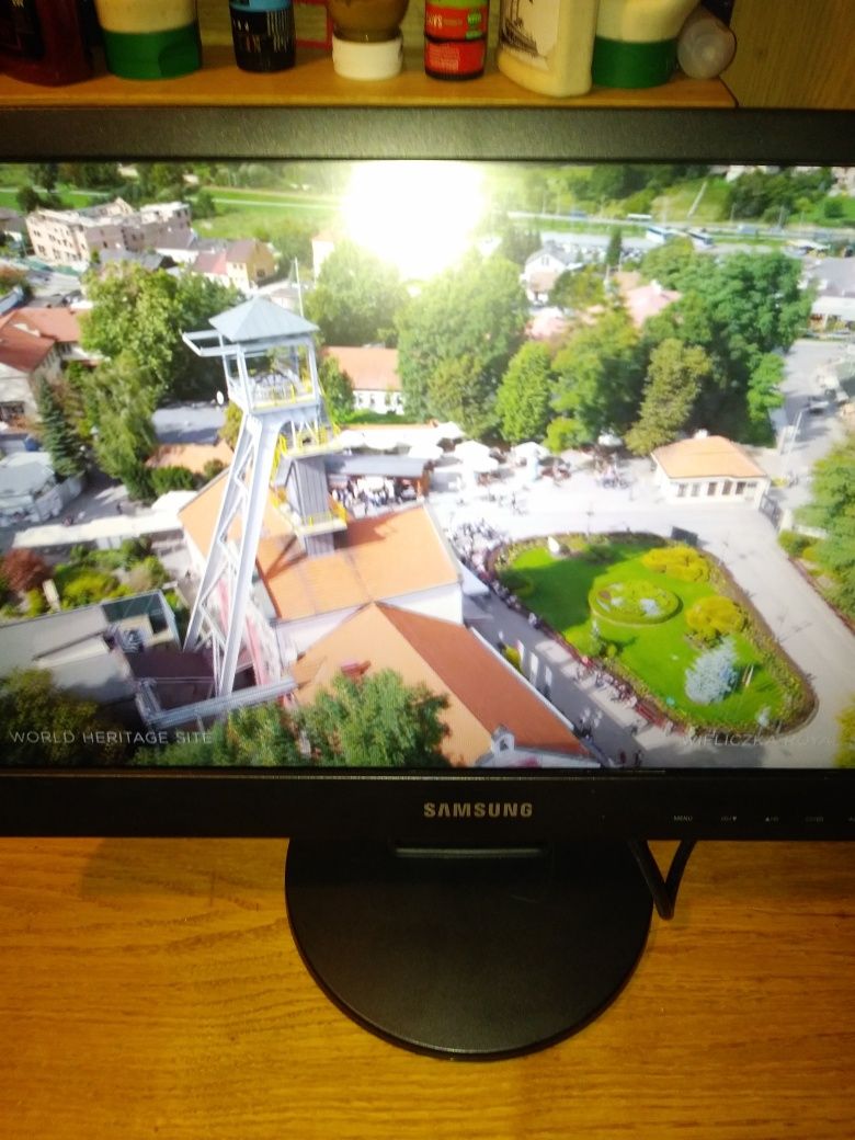 Monitor Samsung 19