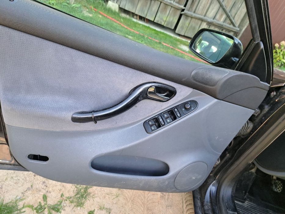 Seat Toledo II sedan