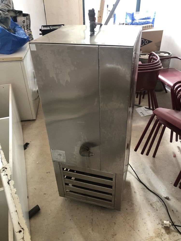 Refrigerador de Água Ferneto RAF100