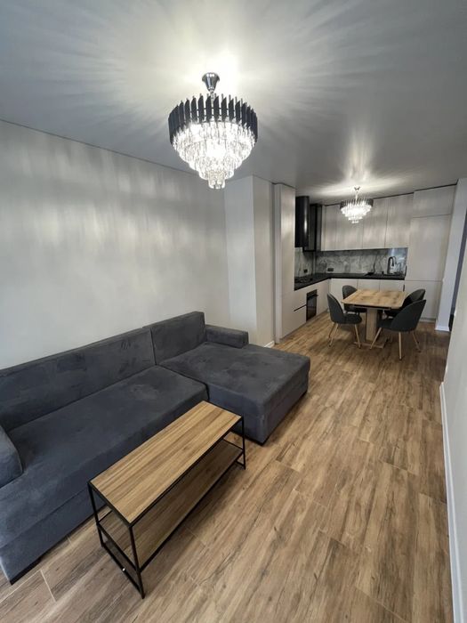 Продаж 1,5 квартири БОЗДОШ ЖК Б4