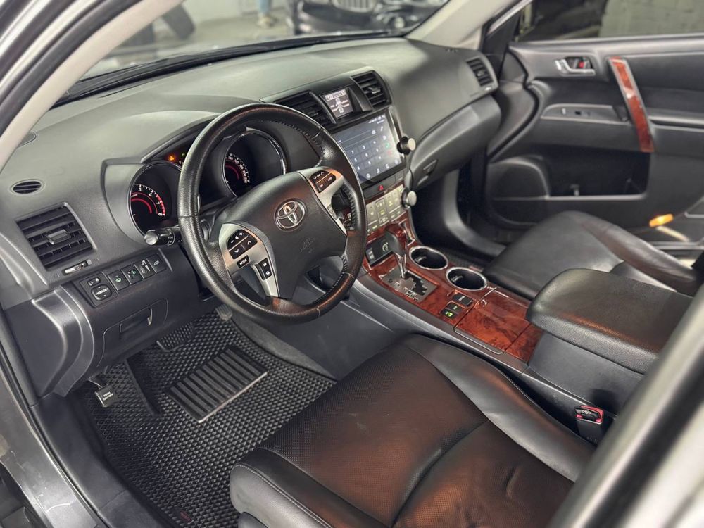 Toyota highlander 3.5 2012