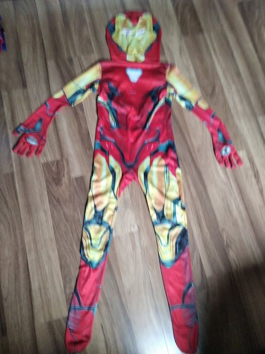 Strój Spider-Man, Iron Man