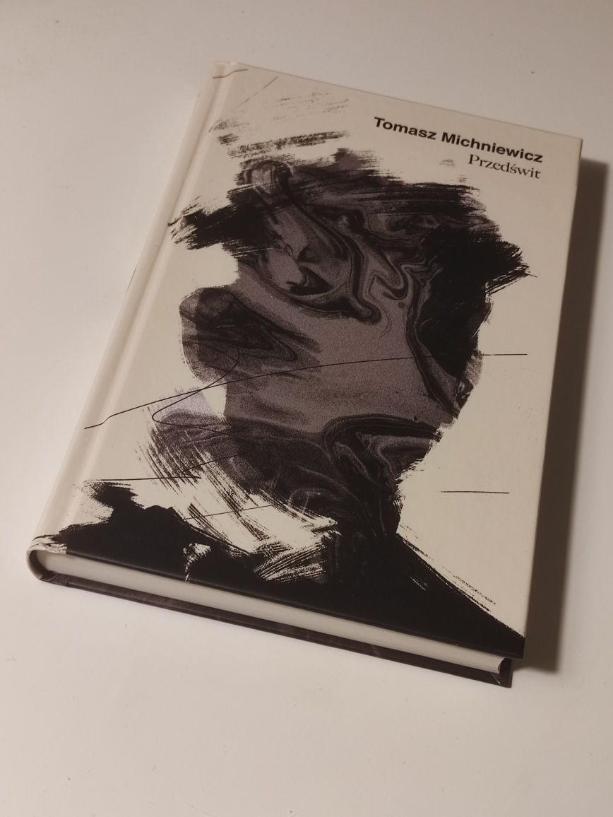 Przedświt - Tomasz Michniewicz