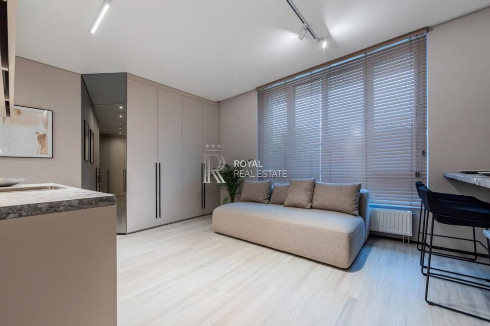 Продаж квартири Київ 2к 43м2 ЖК Новопечерська Вежа вул Михайла Бойчука