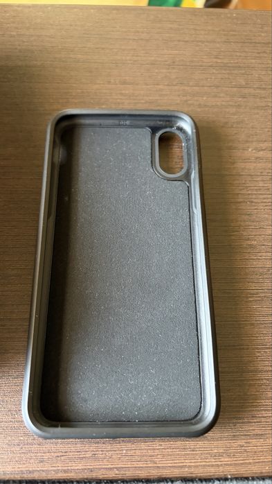 iPhone XS 64GB – Excelente estado + capa Quad Lock + cabo novo