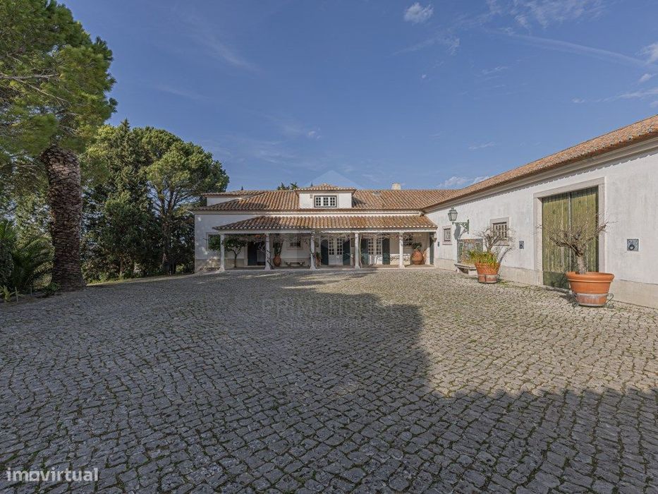 Moradia Isolada T5, em Azeitão