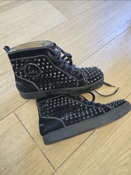 Christian Louboutin c шипами