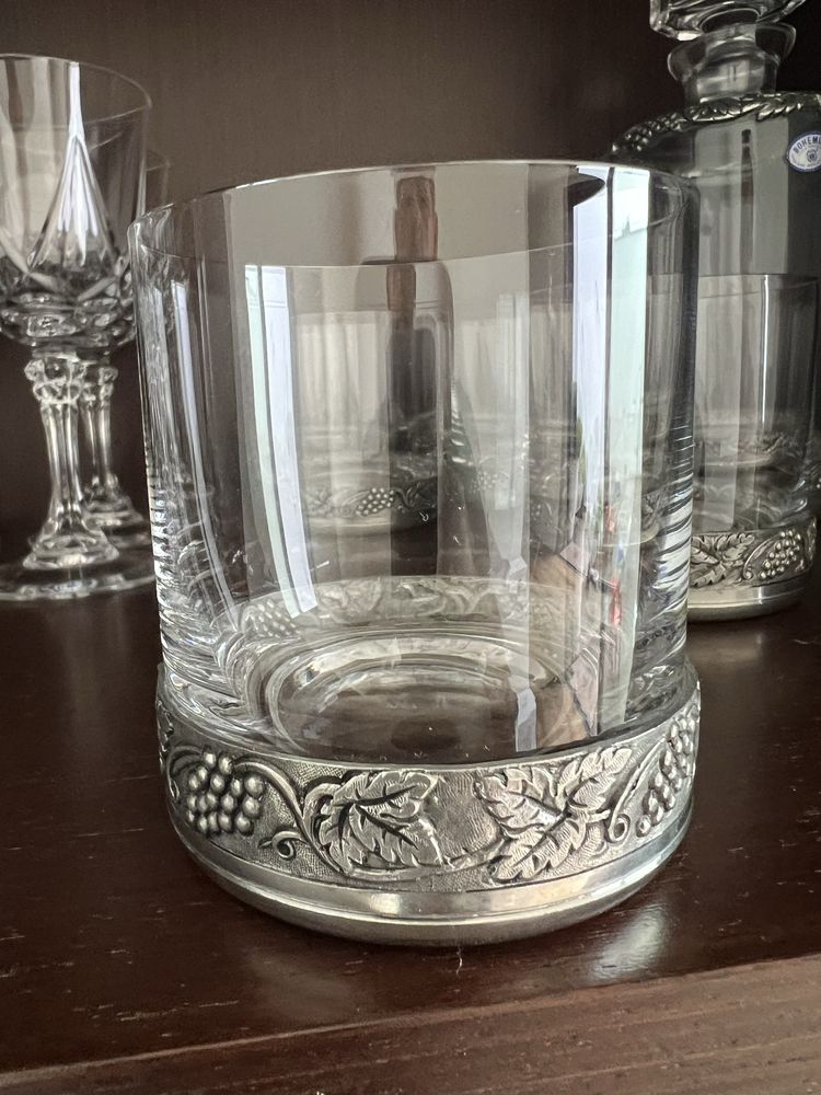 Garrafa e copos cristal Bohemia e estanho