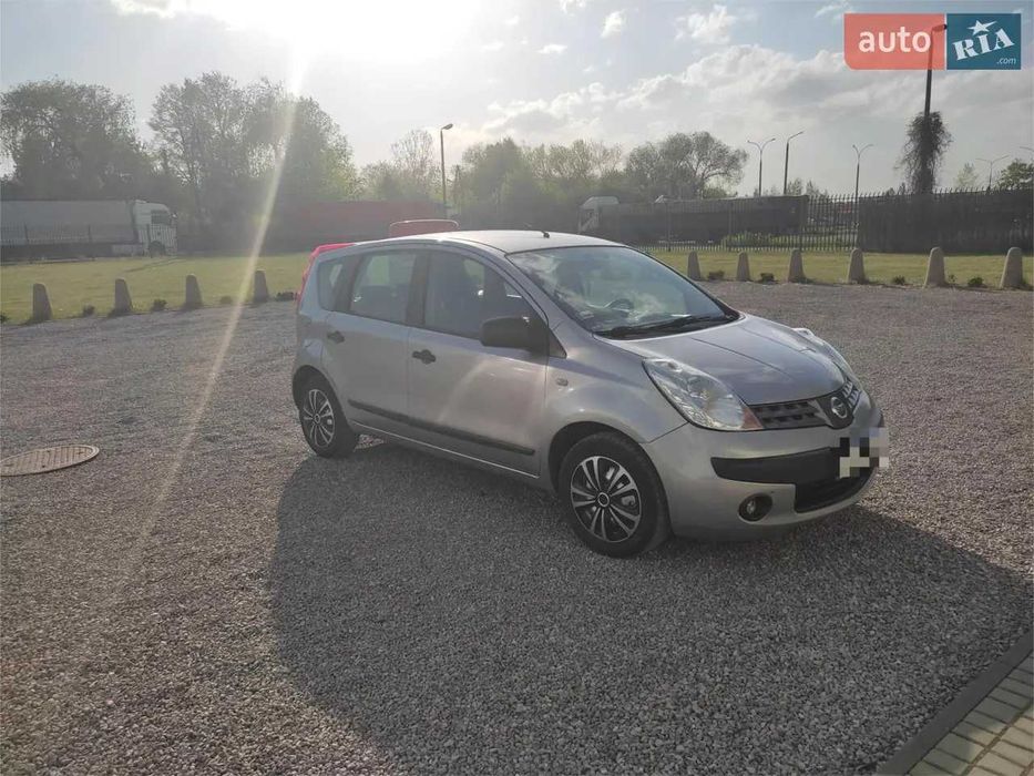 Nissan Note автомобіль 2006