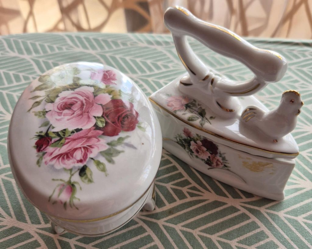 Peças em porcelana