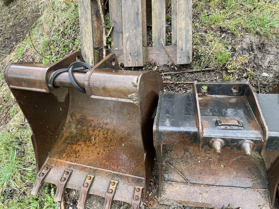 Młot jcb 3cx opony silnik jcb 3cx sprzęgło   łyżka minikoparka