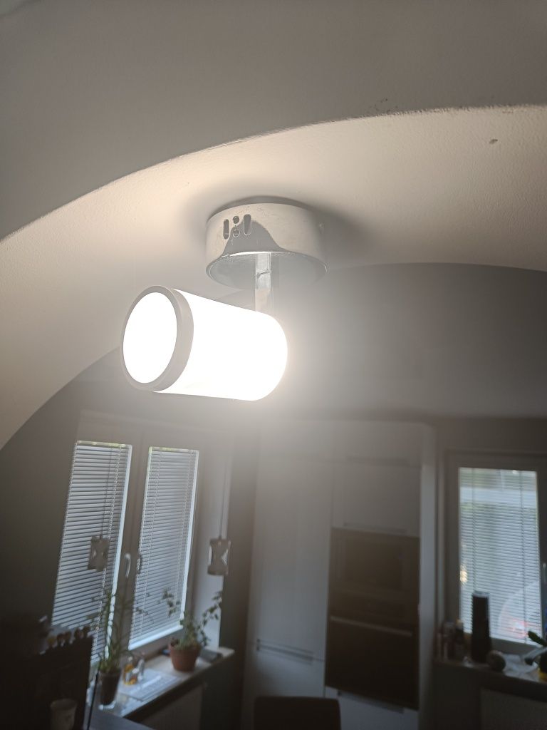 Lampy LED w kształcie klepsydry