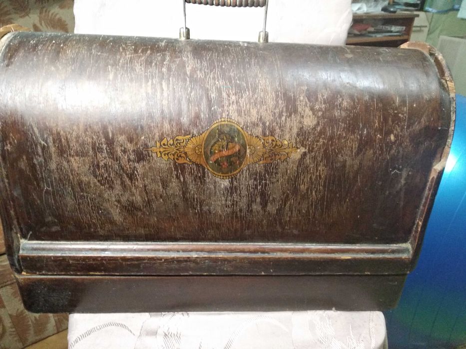 Швейная машина SINGER