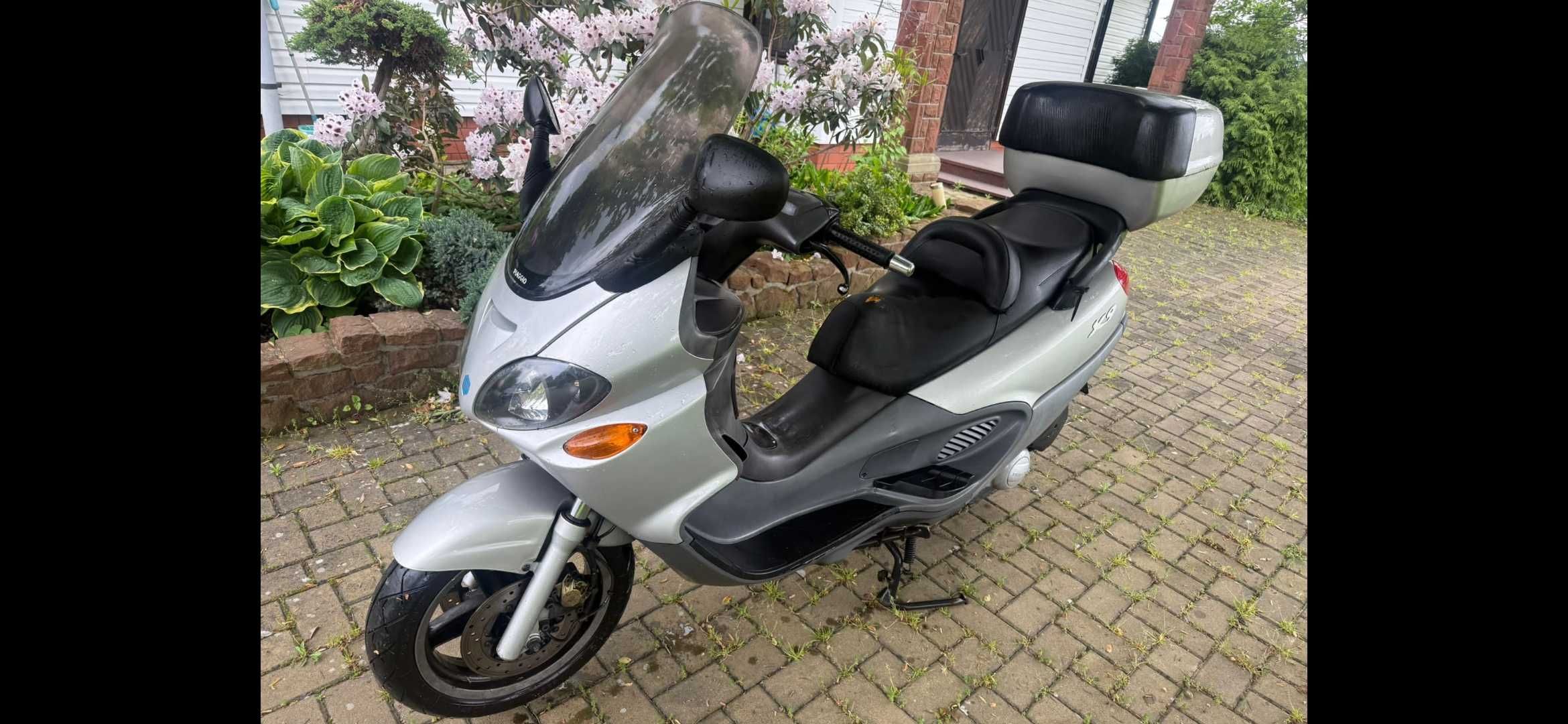 Skuter Piaggio x9 125cm.