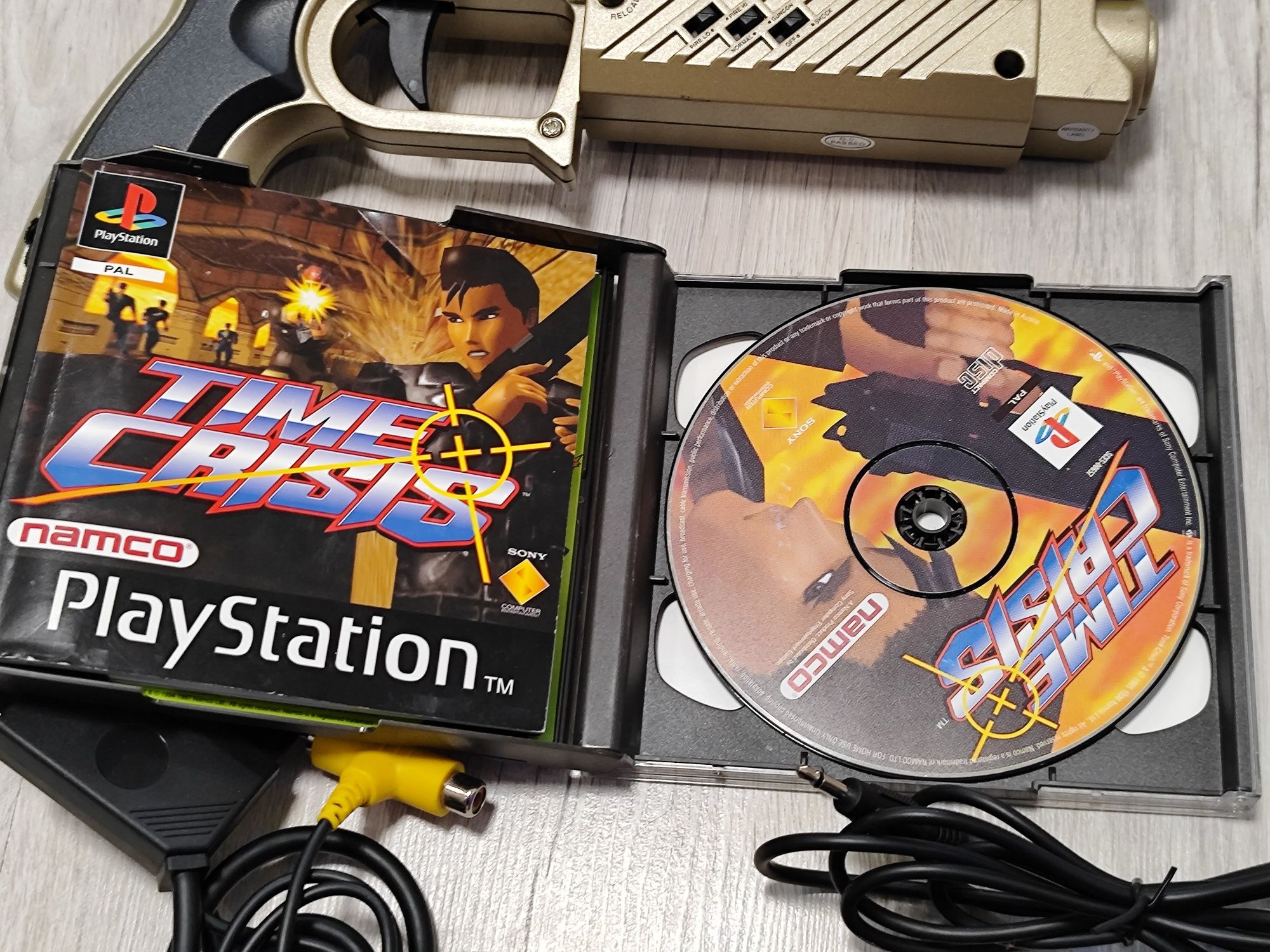 LightGun для Play Station 1 , PS2 , та SEGA Saturn диск TimeCrisis PS1