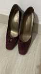Sapatos altos bordô