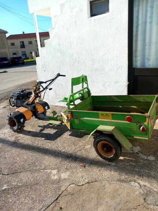 Motoenxada 7cv e atrelado