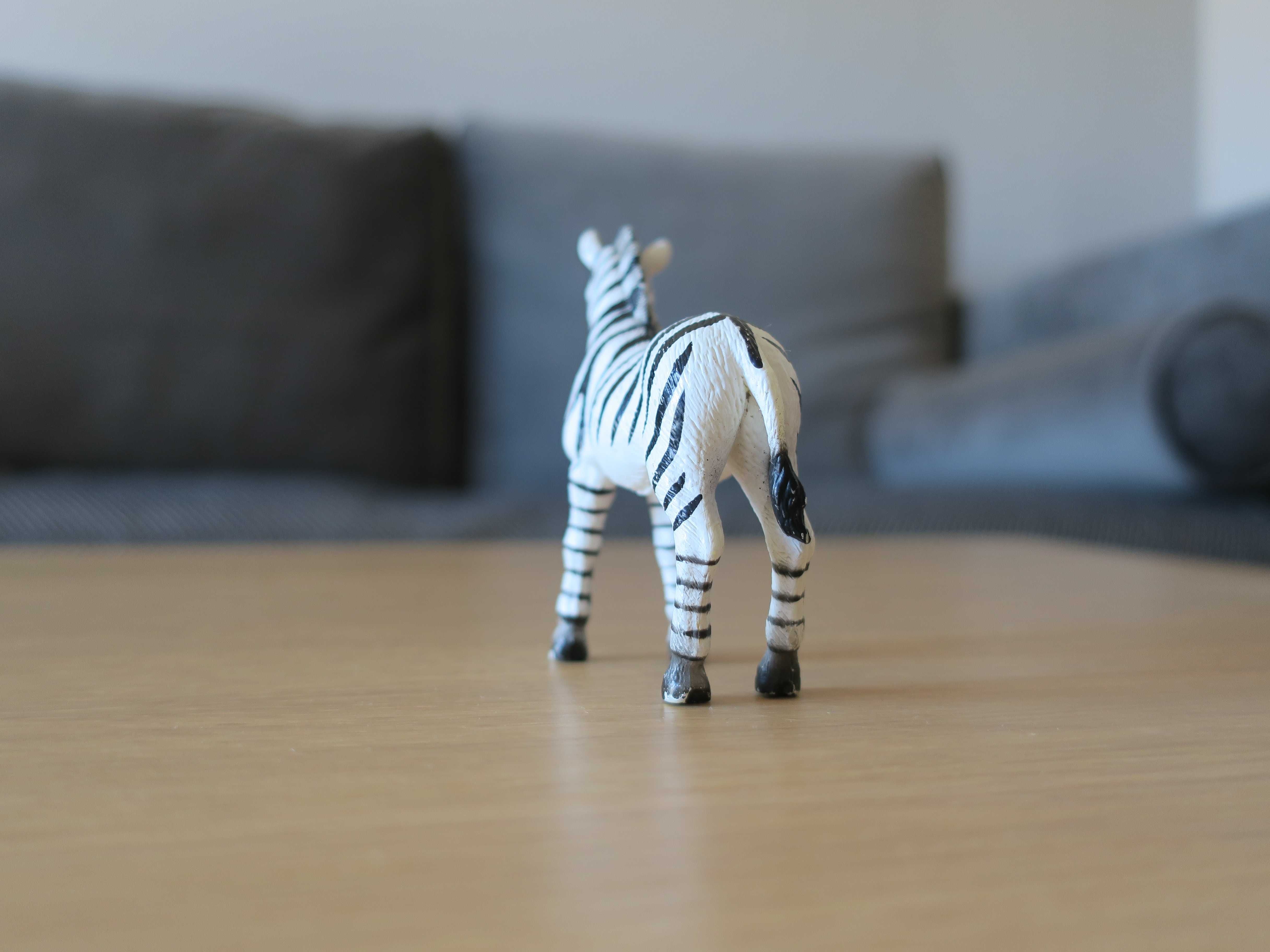 Zebra MOJO figurka