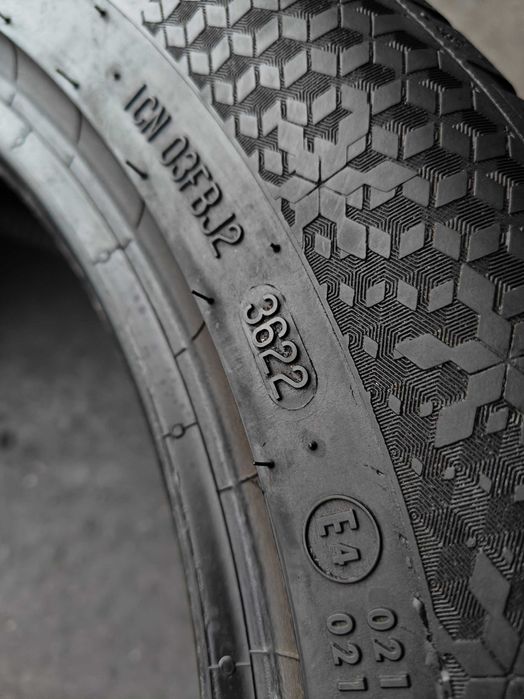 Continental WinterContacr TS870P R18 225/55 зимові шини комплект є 4шт