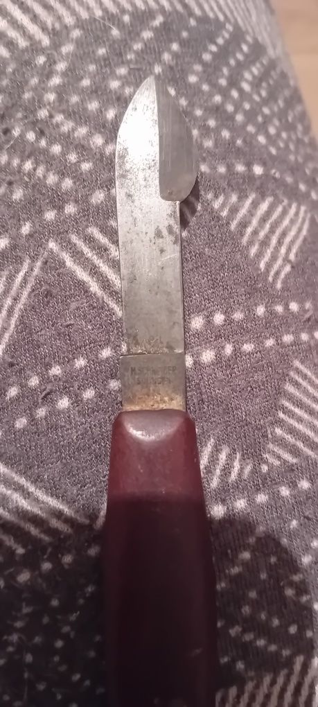 Nożyk z rączką z bakelitu ,kolekcje Solingen