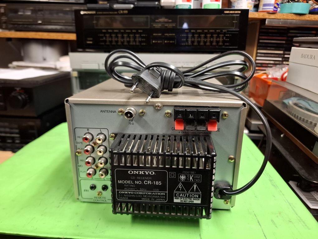 Amplituner Onkyo z CD  CR-185