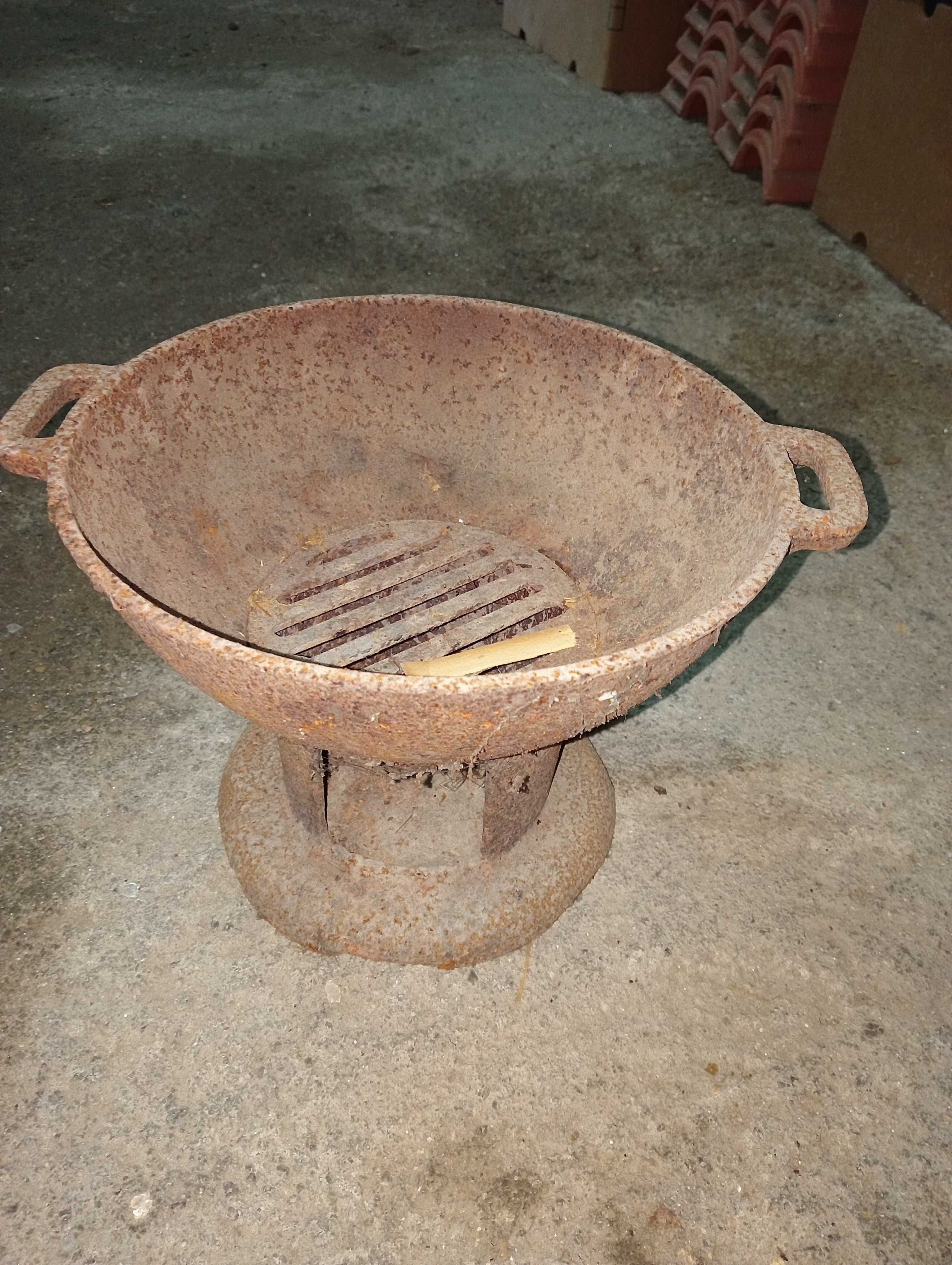 Fogareiro em ferro fundido 25 cm diâmetro
