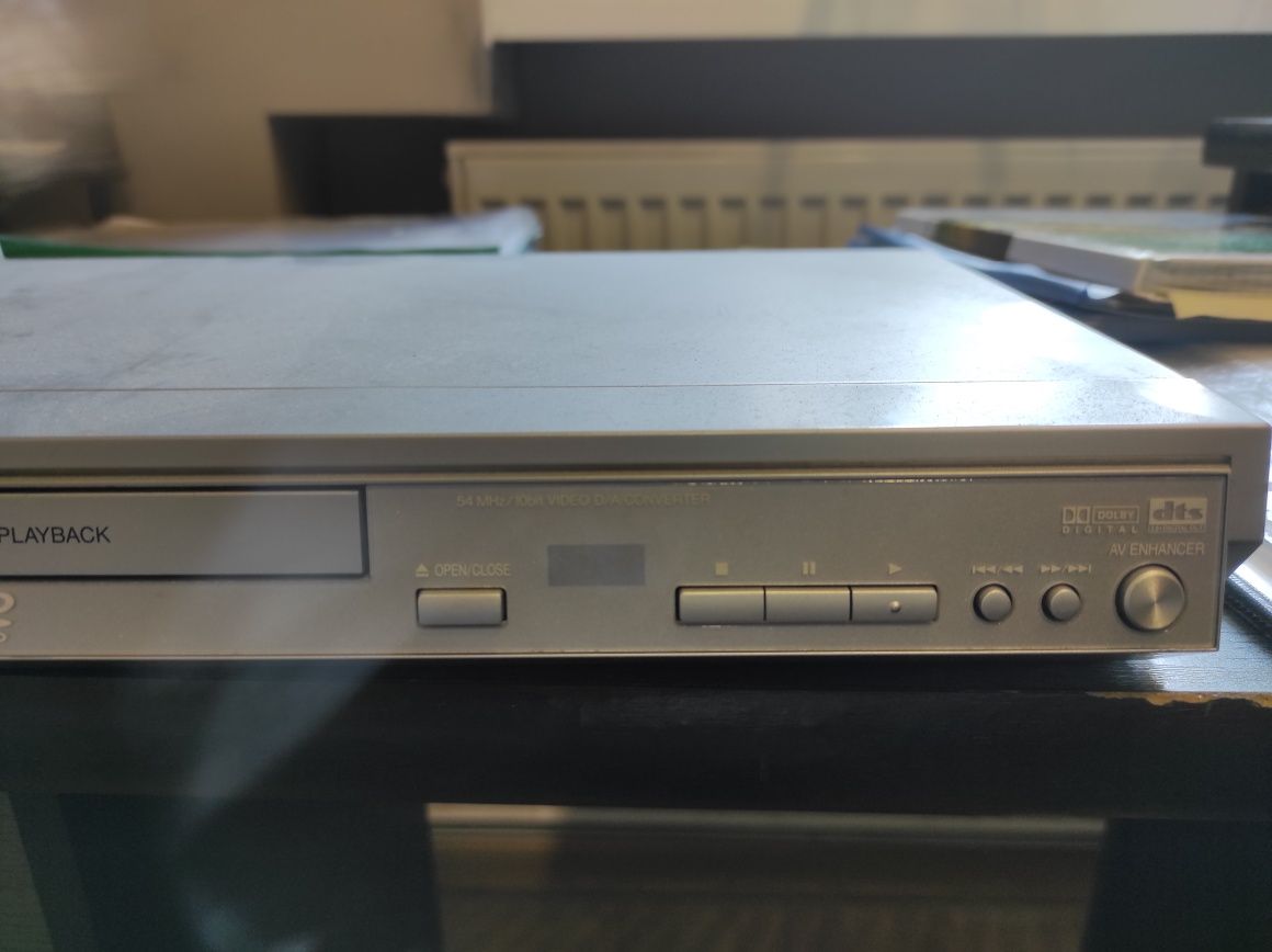 Odtwarzacz Panasonic DVD-S27/ CD player