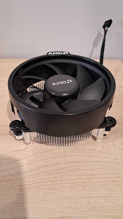 Procesor AMD Ryzen 3 220G