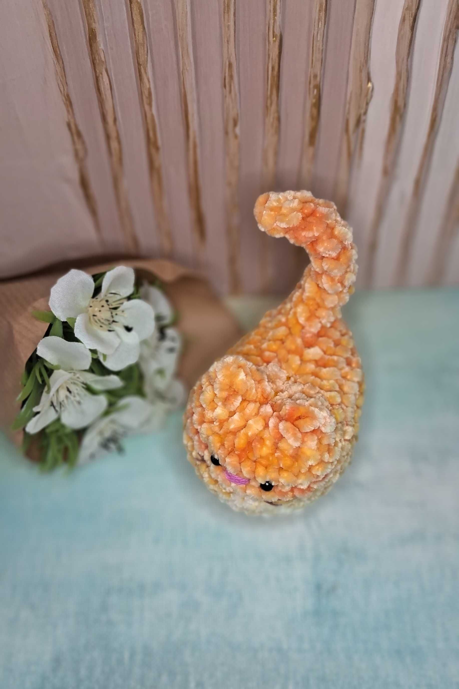 Pluszowy koteczek kot pluszak na szydełku amigurumi