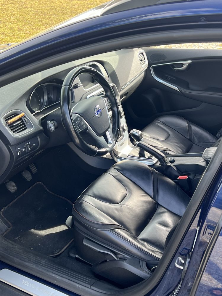 Volvo V40 D4 Cross Country (OCEAN RACE)
