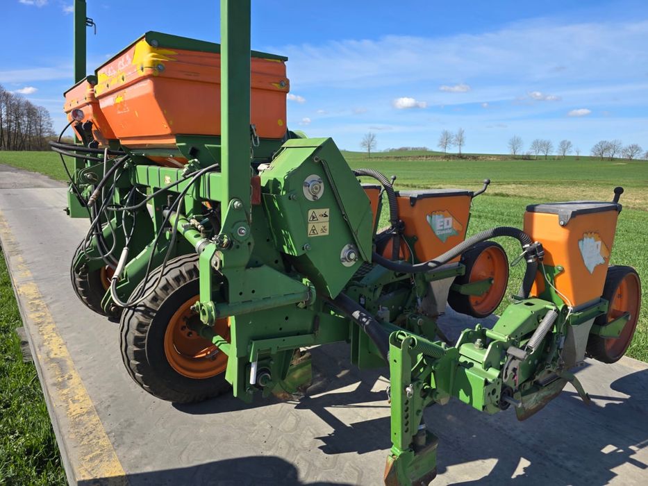 Siewnik do kukurydzy Amazone ED -452