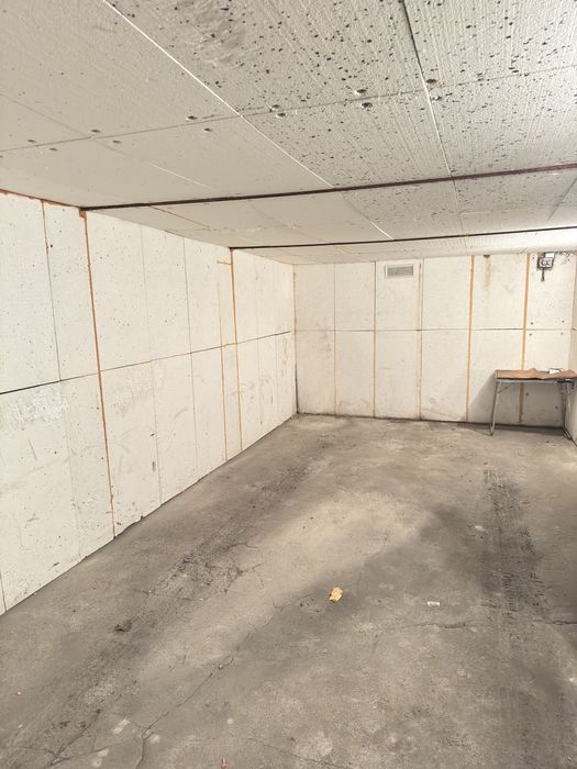 Garaz na Wynajem os. Lotnisko