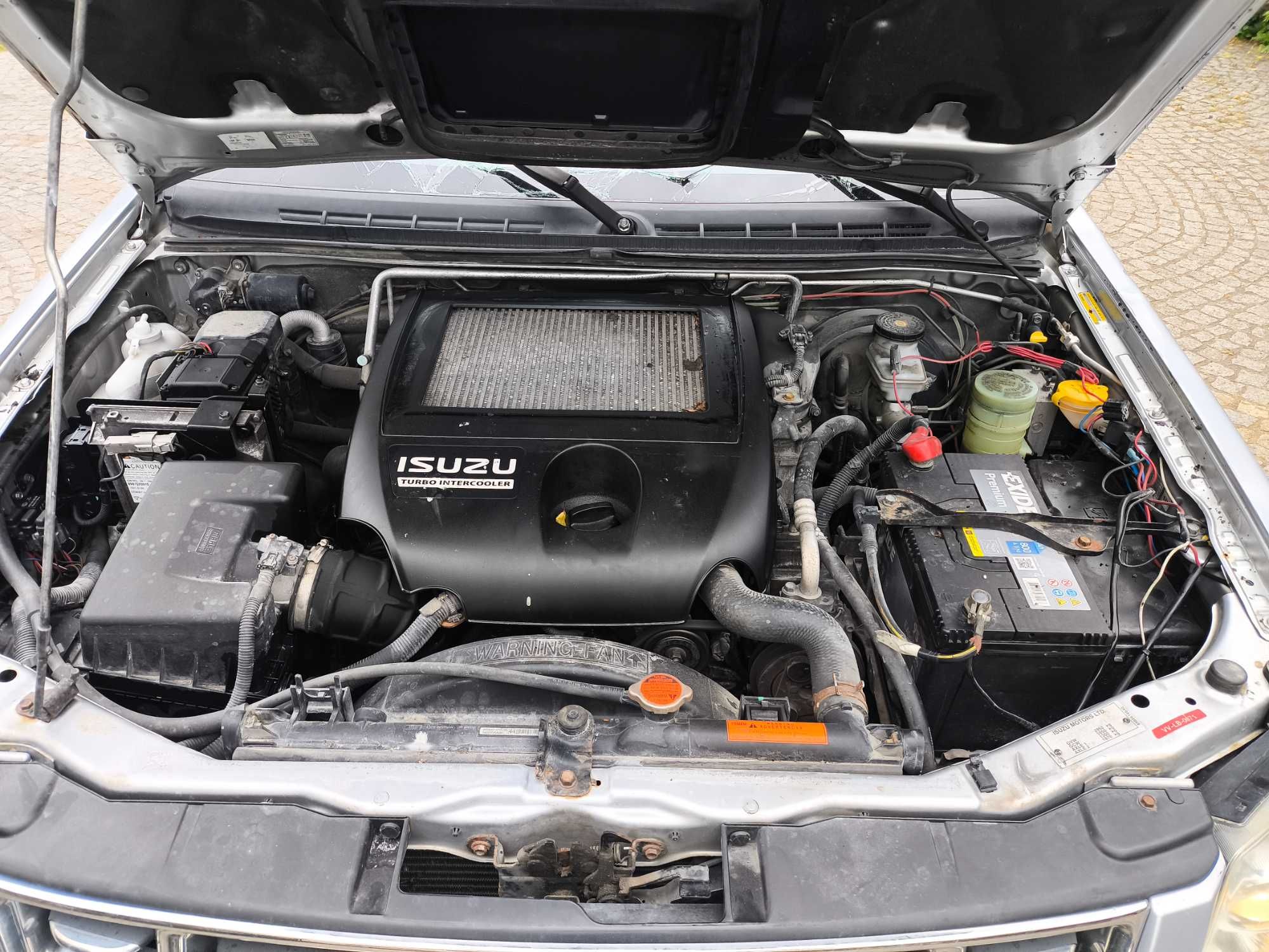 Isuzu D-max 3.0 Automat po dachu