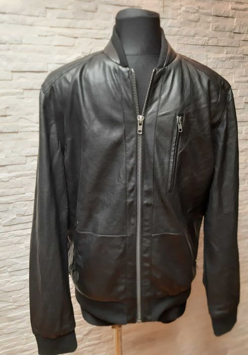 ?Kurtka bomberka Guess L/XL eko skóra