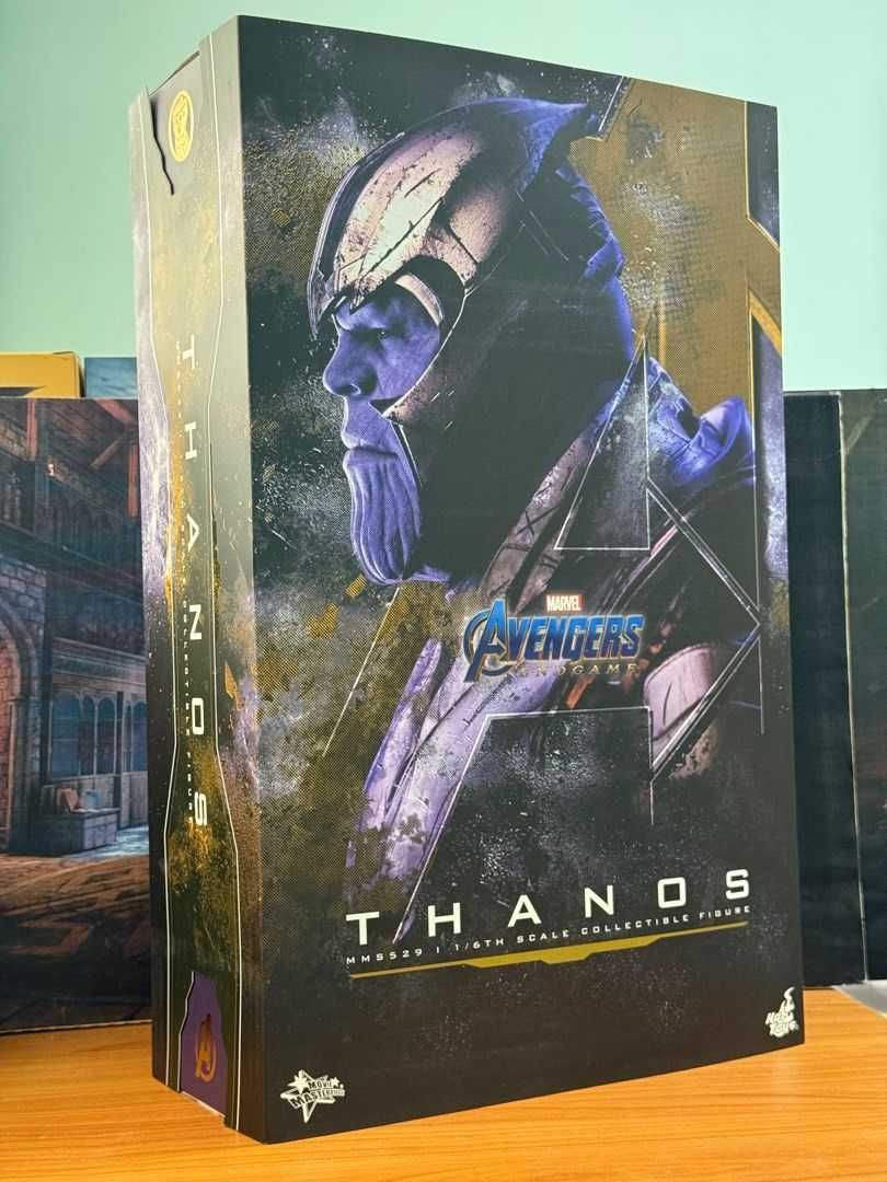 Figura Hot Toys Thanos Avengers Endgame