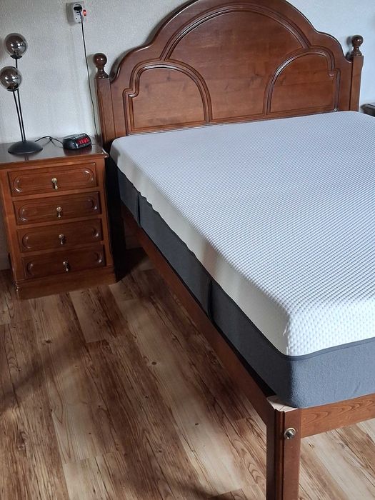 Quarto de casal em castanho