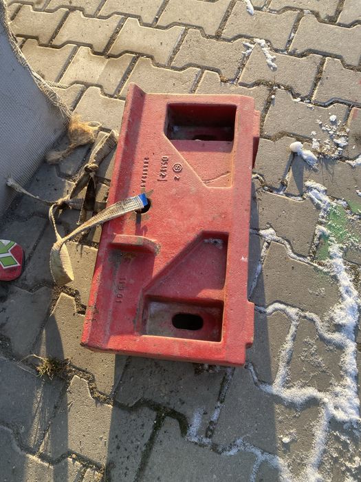 Obciaznik przedni case mccormick