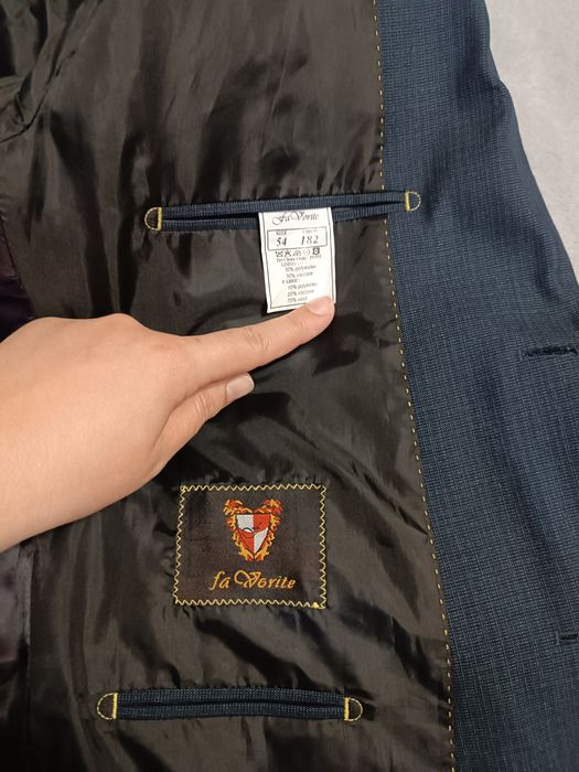 Чоловічий костюм класичний