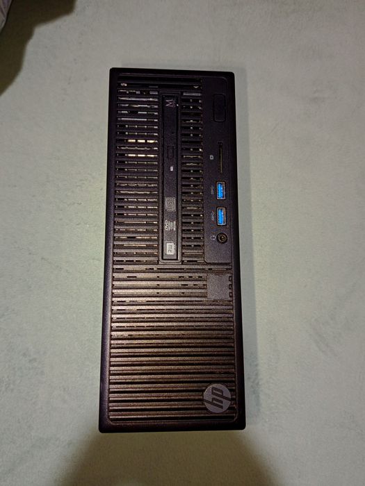 Vendo este Desktop marca HP, mais teclado e mouse original