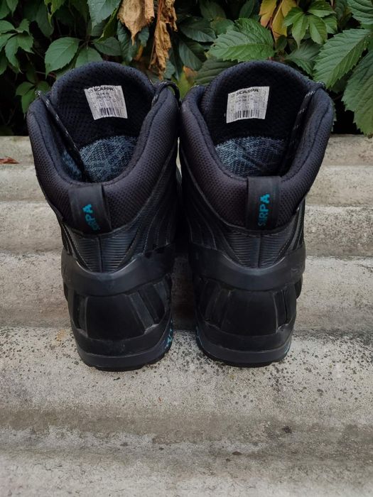 Трекинговые ботинки Scarpa