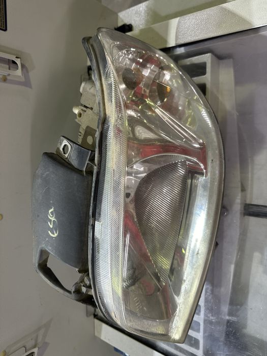 farol otica esquerda seat ibiza 6k2 ano 2001