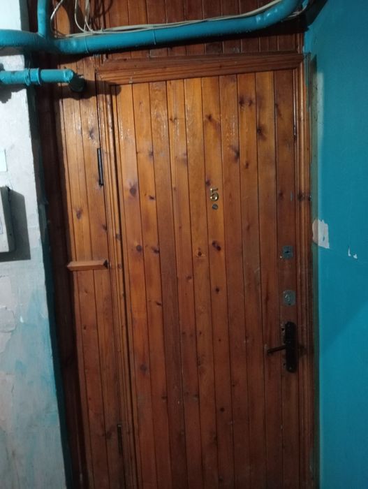 Двері металеві уголкові