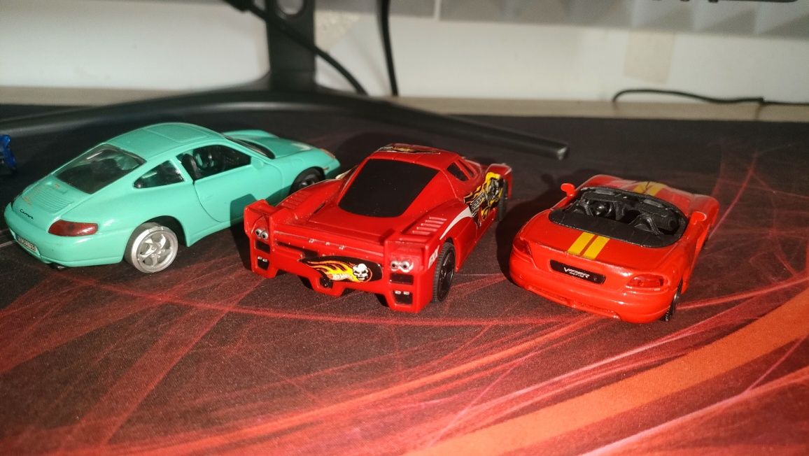 Hot wheels autka